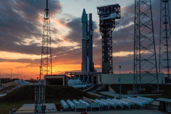 ATLAS 5 TEAM SCRUBS LAUNCH TO STUDY TROUBLESOME VALVE