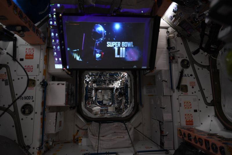 SUPER BOWL 2018: EVEN ASTRONAUTS ARE WATCHING THE BIG GAME