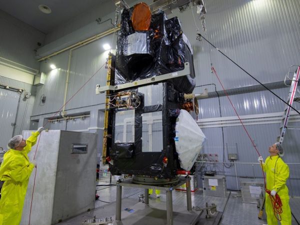 RUSSIAN ROKOT LAUNCHER TO ORBIT SENTINEL-3B EARTH-OBSERVING SATELLITE