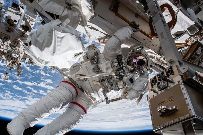 ASTRONAUTS ARE TAKING A SPACEWALK OUTSIDE THE SPACE STATION TODAY: WATCH LIVE