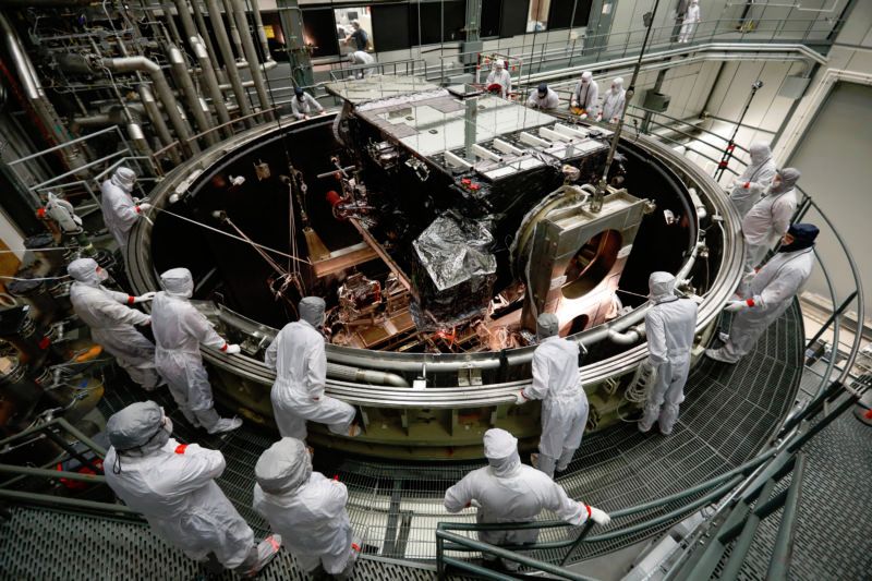 NEWEST NOAA WEATHER SATELLITE SUFFERS CRITICAL MALFUNCTION