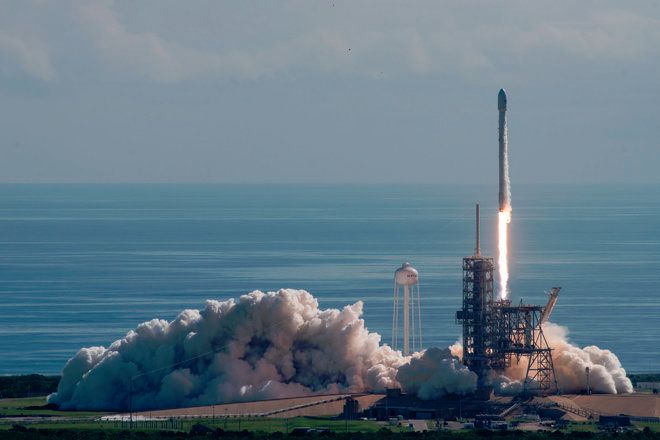BAD WEATHER AND 'ADDITIONAL TESTS' DELAY SPACEX SATELLITE LAUNCH