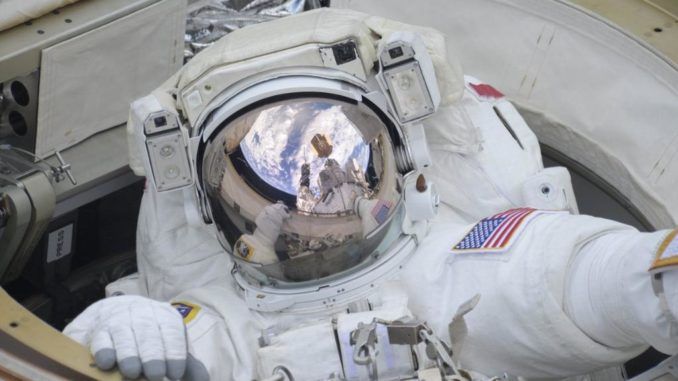 STATION ASTRONAUTS INSTALL NEW CAMERAS ON SUCCESSFUL SPACEWALK