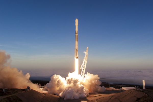 LATER THIS YEAR, A SPACEX FALCON 9 ROCKET WILL LAUNCH ITS BIGGEST BATCH OF SATELLITES YET