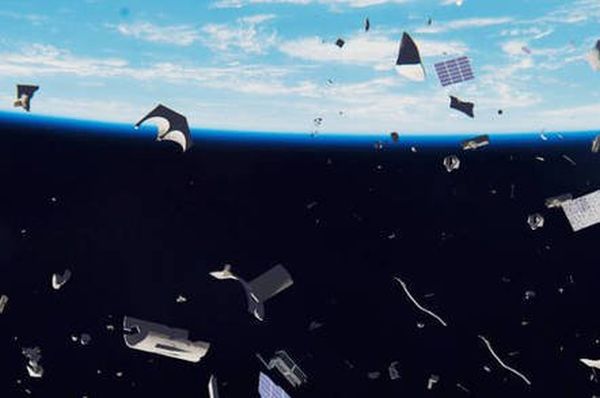 SEND UP A SATELLITE TO ZAP SPACE JUNK IF YOU WANT EARTH'S ORBIT TO BE CLEAN, SAY BOFFINS