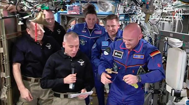 SPACE STATION CREW MEMBERS SET FOR RETURN TO EARTH AFTER LENGTHY MISSION