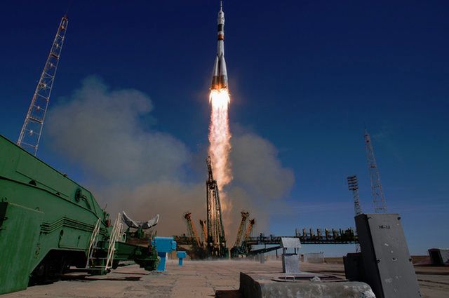 EYEWITNESS OBSERVER OF DRAMATIC SOYUZ LAUNCH ABORT DESCRIBES WHAT HE SAW