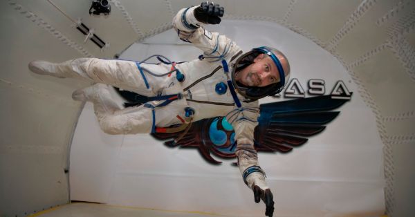 WHAT IT'S LIKE TO TRAVEL TO SPACE, FROM A TOURIST WHO SPENT $30 MILLION TO LIVE THERE FOR 12 DAYS