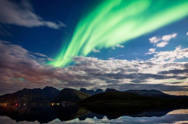 A GROUP OF SCIENTISTS WANT TO LAUNCH A SATELLITE TO MAKE AN ARTIFICIAL AURORA