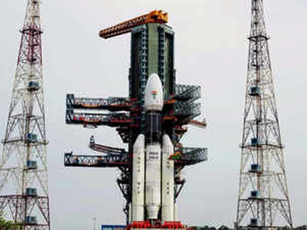INDIA'S HEAVIEST COMMUNICATION SATELLITE TO ORBIT IN SPACE ON DECEMBER 5
