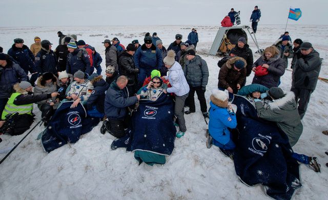 SOYUZ CREW RETURNS TO EARTH AFTER A MEMORABLE 6 MONTHS IN SPACE
