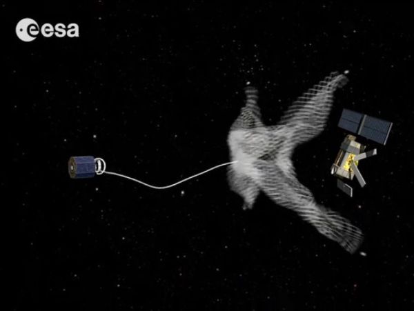 BRITISH SATELLITE TESTS ITS SPACE JUNK HARPOON