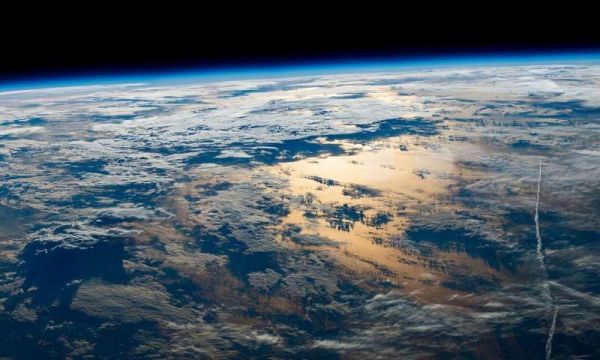 FLEETS OF AUTONOMOUS SATELLITES TO COORDINATE TASKS AMONG THEMSELVES