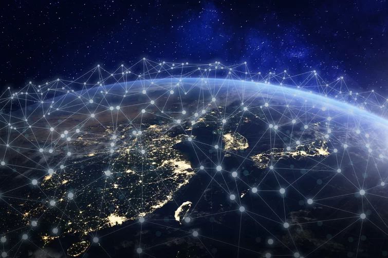 AMAZON SEEKS PERMISSION TO LAUNCH 3,236 INTERNET SATELLITES
