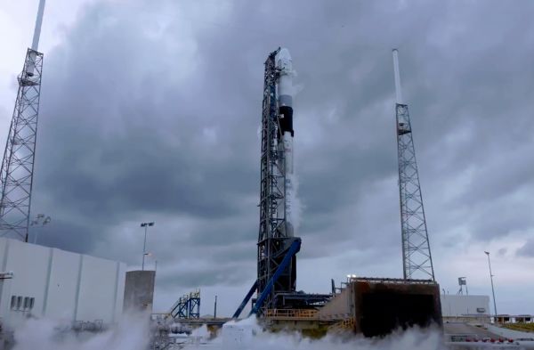 THREATENING STORMS SCRUB SPACEX LAUNCH