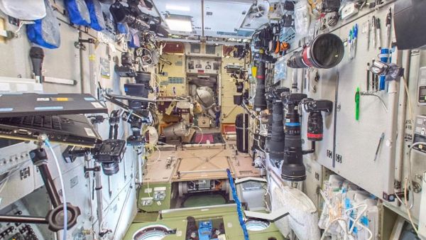 SEE 360-DEGREE VIEW INSIDE INTERNATIONAL SPACE STATION