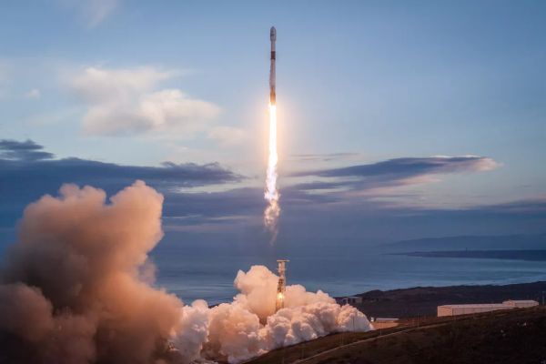 SPACEX WILL NOW OFFER ROCKET RIDE-SHARES TAILORED SOLELY TO SMALL SATELLITES