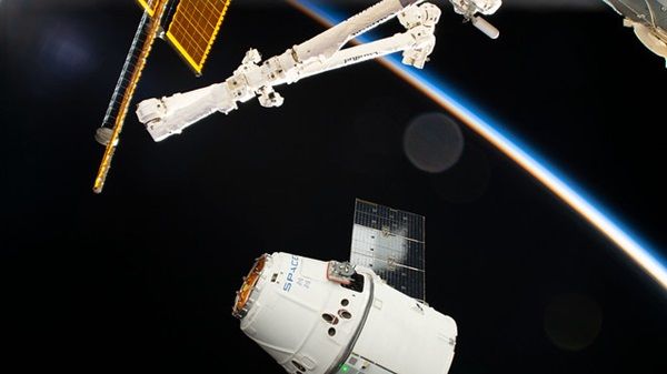 SPACEX DRAGON CAPSULE TO RETURN FROM SPACE STATION