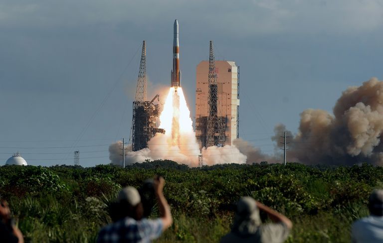 CHINA COULD BLIND U.S. SATELLITES WITH LASERS