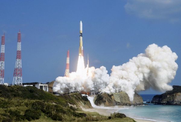 JAPAN TO LAUNCH INTELLIGENCE-GATHERING SATELLITE IN JANUARY