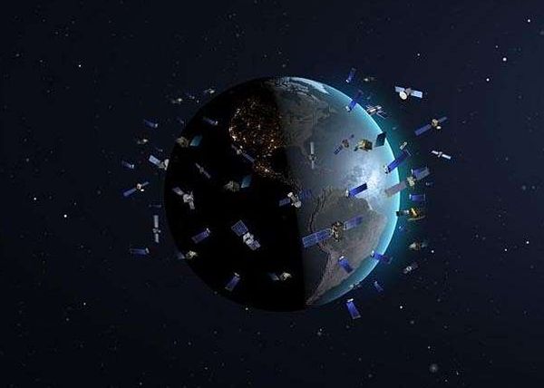 SATELLITE CONSTELLATIONS COULD HINDER ASTRONOMICAL RESEARCH, SCIENTISTS WARN