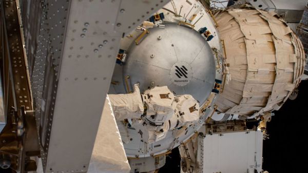 THE INTERNATIONAL SPACE STATION IS NOW HOME TO THE WORLD'S 1ST COMMERCIAL AIRLOCK