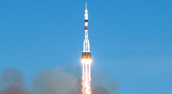 NASA SEEKS SEAT ON APRIL SOYUZ MISSION TO ISS