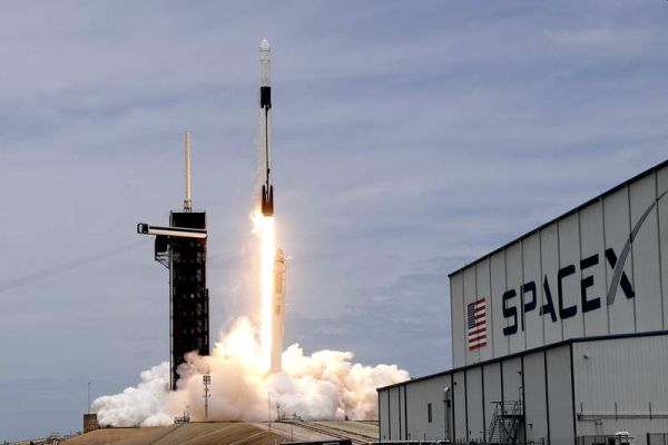 SpaceX targeting overnight Sunday Falcon 9 launch with SiriusXM satellite
