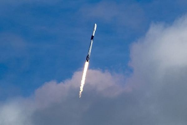 AST SPACEMOBILE TO LAUNCH DEMO SATELLITE WITH SPACEX