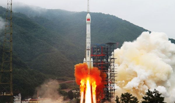 CHINA LAUNCHES MILITARY SATELLITE THAT WILL TAKE AIM AT SPACE JUNK