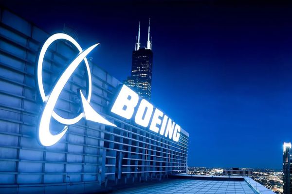 BOEING GETS GREEN LIGHT FOR SATELLITE INTERNET CONSTELLATION