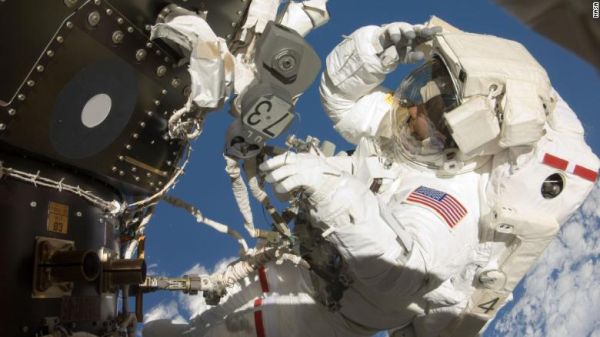 Debris warning postpones NASA spacewalk