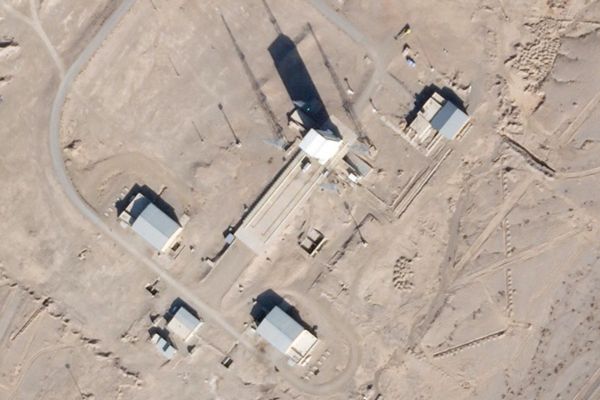 SATELLITE IMAGES, EXPERT SUGGEST IRANIAN SPACE LAUNCH COMING
