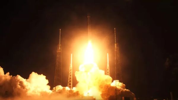 SPACEX LOFTS TURKISH COMMUNICATIONS SATELLITE TO ORBIT IN 2ND FALCON 9 ROCKET LAUNCH OF THE DAY