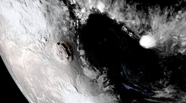 Huge Tonga underwater volcano eruption captured in stunning satellite video