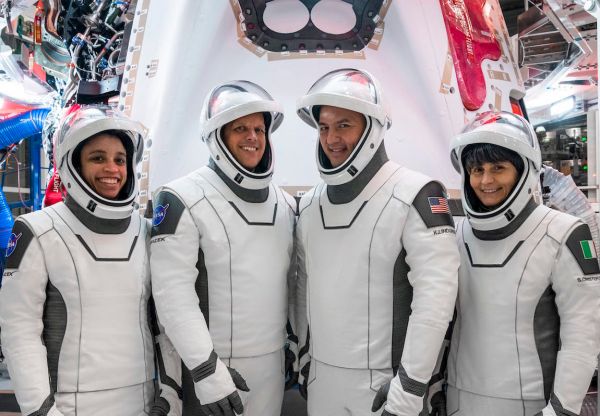 SPACEX’S NEW DRAGON SPACESHIP NAMED ‘FREEDOM’