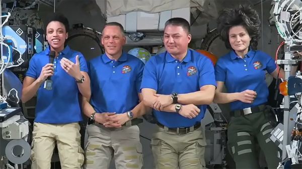 STATION CREW PREPARES TO SPLIT UP WHILE RESEARCH CONTINUES