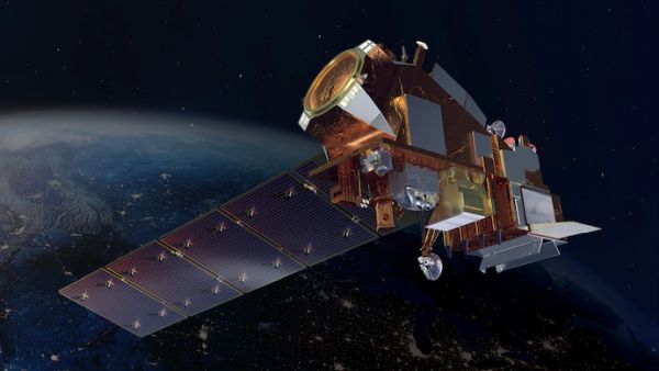 LATEST U.S. WEATHER SATELLITE, SET TO SCAN STORMS LIKE NICOLE, LAUNCHES