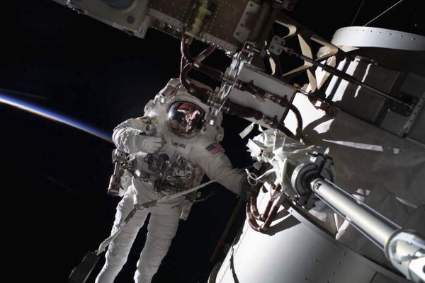 NASA TO PROVIDE LIVE COVERAGE OF US SPACEWALKS OUTSIDE SPACE STATION