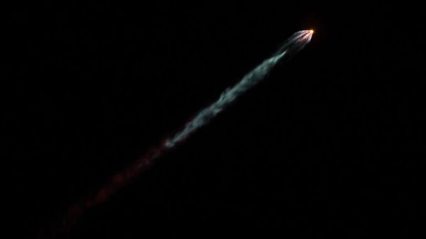 SPACEX SENDS 40 MORE ONEWEB INTERNET SATELLITES INTO ORBIT