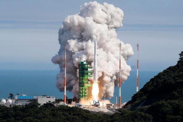 S KOREA TO CONDUCT 1ST LAUNCH OF COMMERCIAL-GRADE SATELLITE