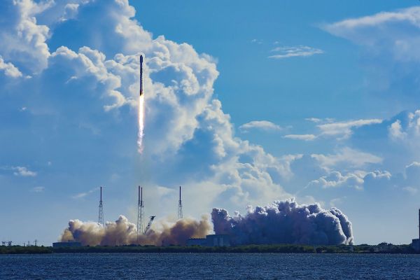 MORE SECOND-GEN STARLINK SATELLITES LAUNCH ON FALCON 9 ROCKET