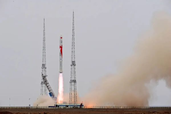 CHINA’S LANDSPACE REACHES ORBIT WITH METHANE-POWERED ZHUQUE-2 ROCKET