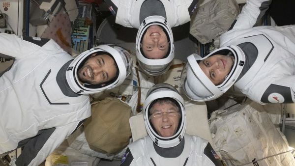 SPACEX DRAGON WITH CREW-6 ASTRONAUTS UNDOCKS FROM SPACE STATION. HERE'S HOW TO WATCH ITS LANDING LIVE TONIGHT.