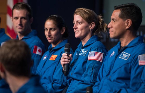 NASA SETS COVERAGE FOR LAUNCH, DOCKING OF NEW SPACE STATION CREW