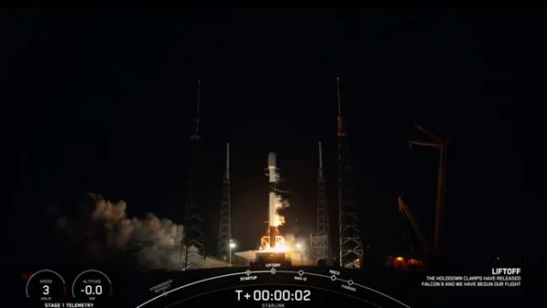 SpaceX launches 22 Starlink satellites after 1-day delay 