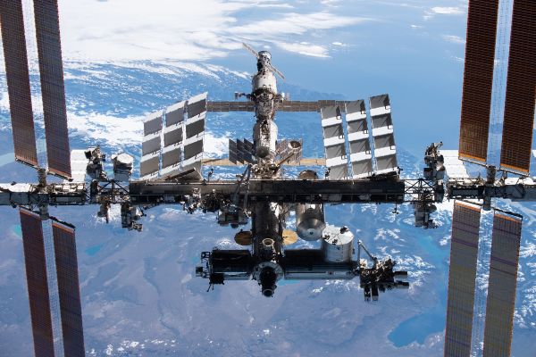 NASA OPEN TO EXTENDING ISS BEYOND 2030