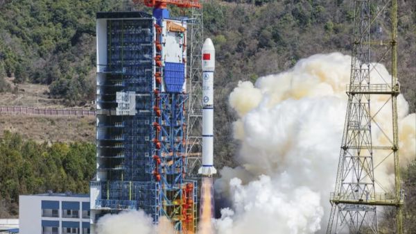 CHINA TO LAUNCH 26,000 SATELLITES, VYING WITH U.S. FOR SPACE POWER