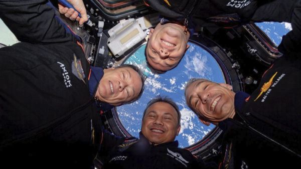 WATCH PRIVATE AX-3 ASTRONAUTS RETURN TO EARTH IN SPACEX CAPSULE ON FEB. 9