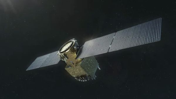 US SPACE FORCE WANTS SATELLITE 'JETPACKS' TO KEEP OLD SPACECRAFT ALIVE IN ORBIT